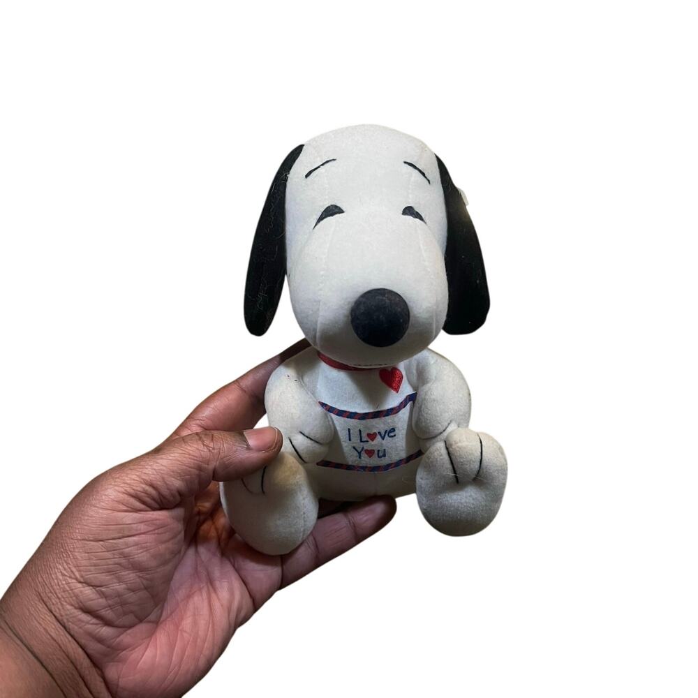 NEW CVS Exclusive Peanuts Snoopy Plush Best Friends Valentines‎ 7"